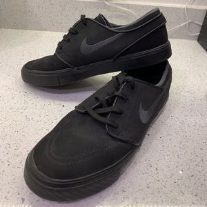 Nike Stefan Janoski All Black Size 9